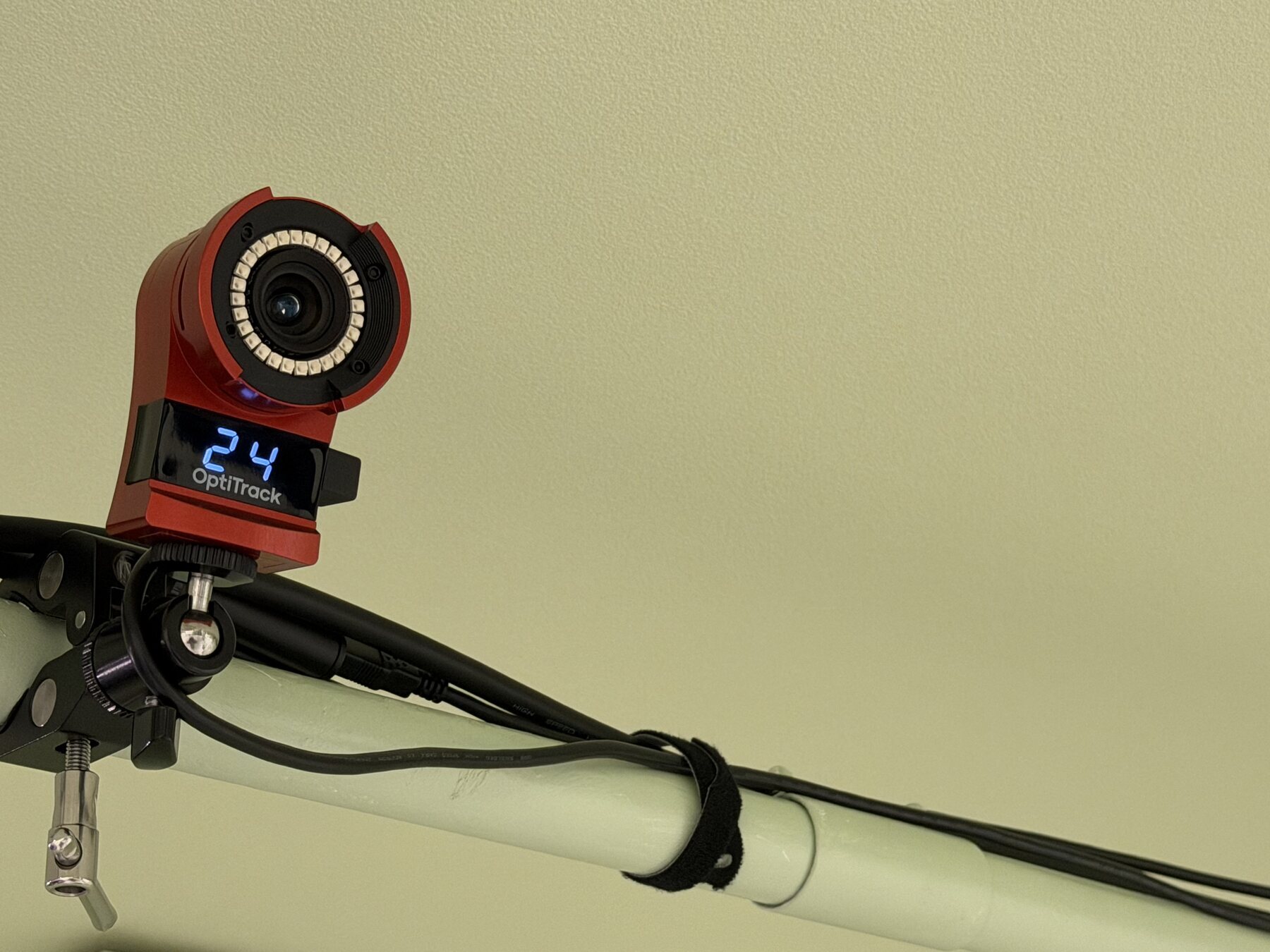 OptiTrack Flex 13 カメラ